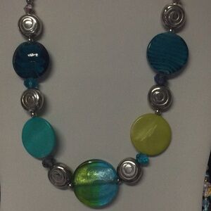 Elegant Multicolor Glass & Beaded Necklace